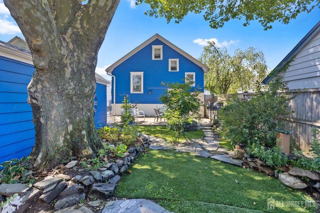 9 Cornell Street, North Brunswick, NJ 08902