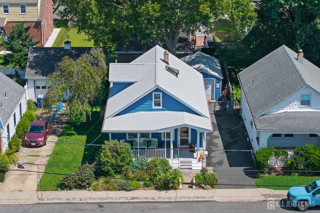 9 Cornell Street, North Brunswick, NJ 08902