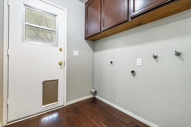 1607 Ashlan Avenue, Clovis, CA 93611