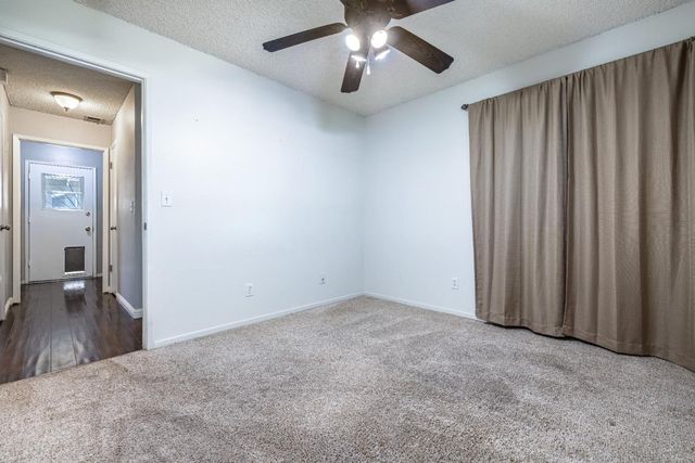 1607 Ashlan Avenue, Clovis, CA 93611