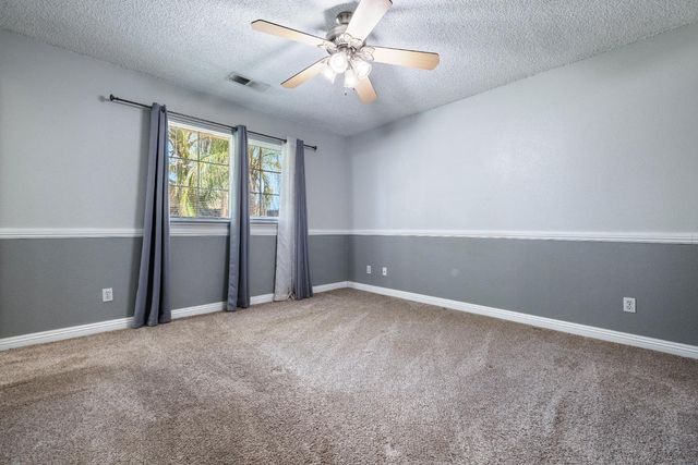 1607 Ashlan Avenue, Clovis, CA 93611