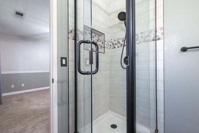 1607 Ashlan Avenue, Clovis, CA 93611