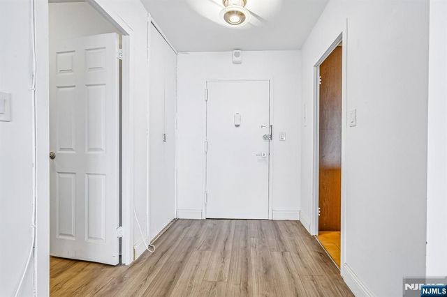 1203 River Road 9G, Edgewater, NJ 07020