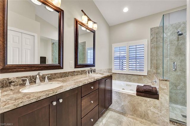 24766 Lakemont Cove LN # 201, Bonita Springs, FL 34134