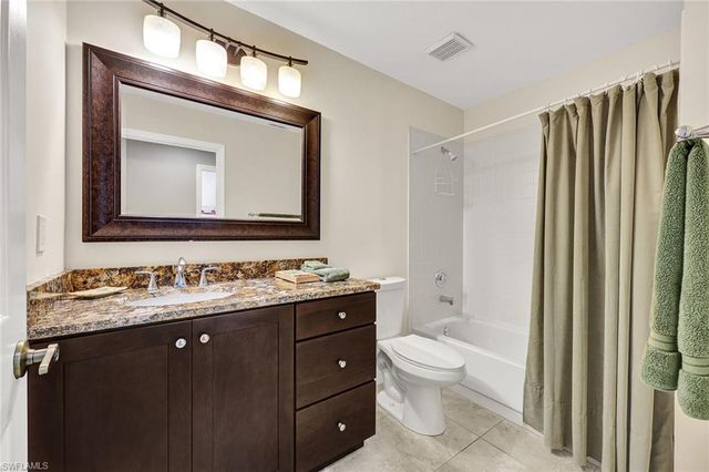 24766 Lakemont Cove LN # 201, Bonita Springs, FL 34134