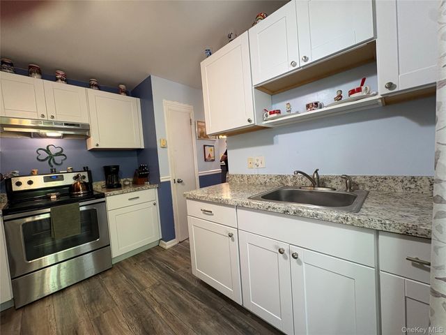 152B Laurance Lane, Ridge, NY 11961