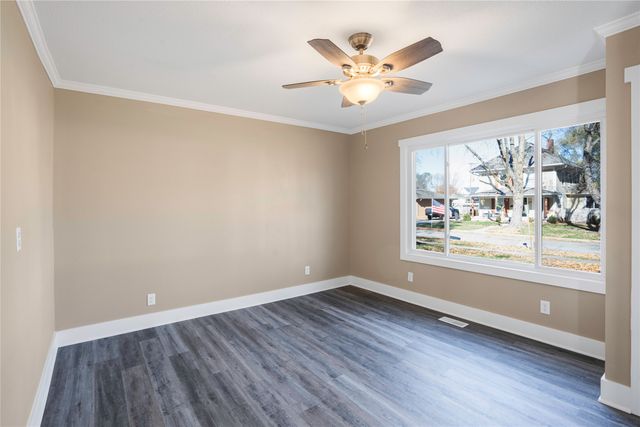 217 N 6th Street, Adel, IA 50003