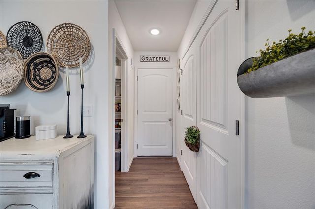 27104 E Cedar Grove Drive, Lee's Summit, MO 64086