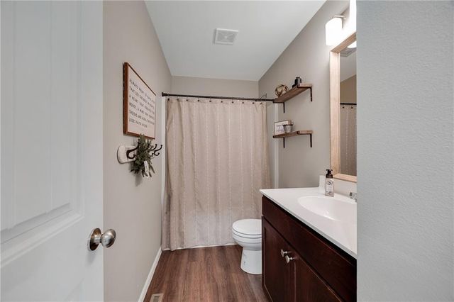 27104 E Cedar Grove Drive, Lee's Summit, MO 64086