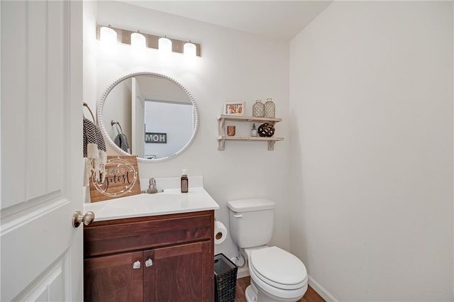 27104 E Cedar Grove Drive, Lee's Summit, MO 64086