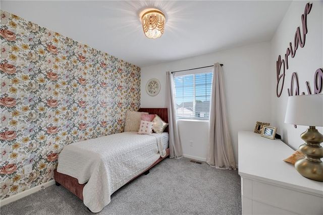 27104 E Cedar Grove Drive, Lee's Summit, MO 64086