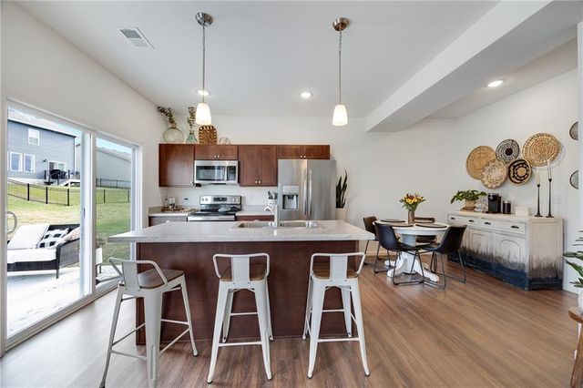 27104 E Cedar Grove Drive, Lee's Summit, MO 64086