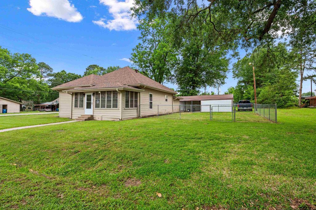 401 Central, Quitman, TX 75783