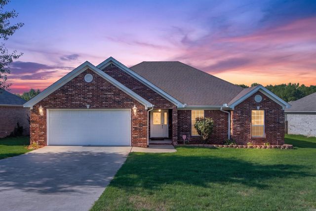 3409 N Ridge Dr, Jacksonville, AR 72076