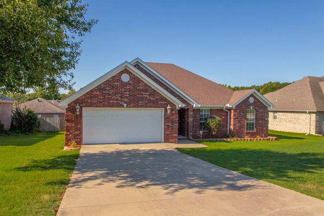 3409 N Ridge Dr, Jacksonville, AR 72076