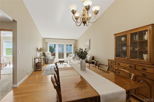 193 Timber Wolf Circle, Geddes, NY 13209