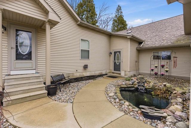 1285 W Wheeler Road, Auburn, MI 48611