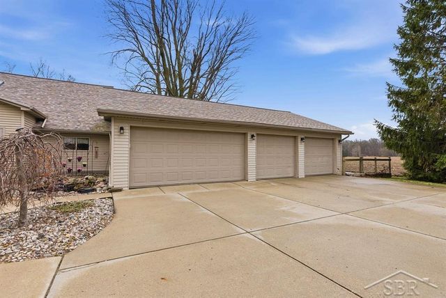 1285 W Wheeler Road, Auburn, MI 48611