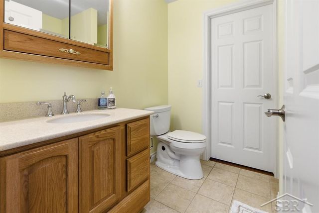 1285 W Wheeler Road, Auburn, MI 48611