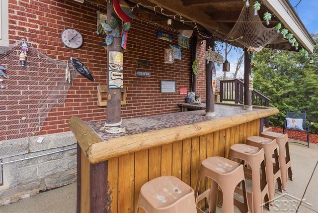 1285 W Wheeler Road, Auburn, MI 48611