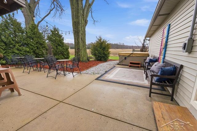 1285 W Wheeler Road, Auburn, MI 48611