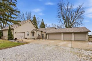 1285 W Wheeler Road, Auburn, MI 48611