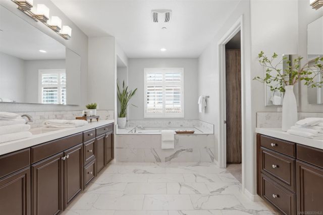 6637 Brookite CT, Carlsbad, CA 92009