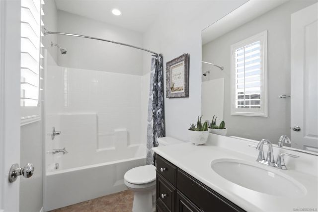 6637 Brookite CT, Carlsbad, CA 92009