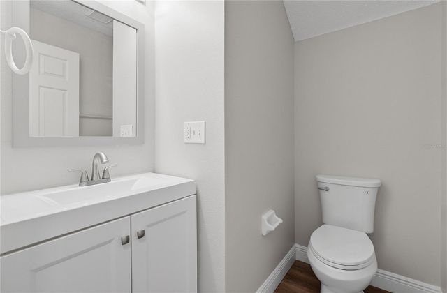 18133 PARADISE POINT DRIVE, Tampa, FL 33647