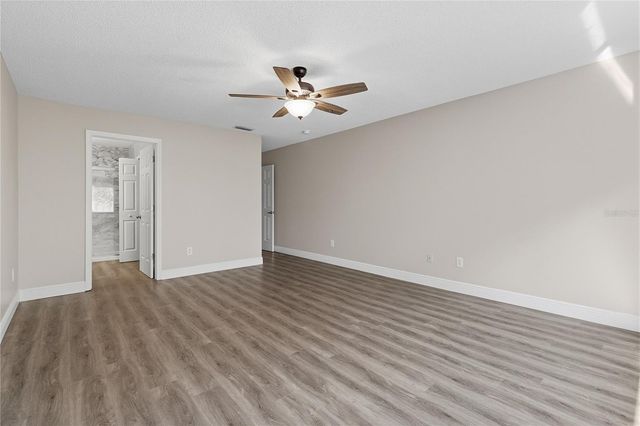 18133 PARADISE POINT DRIVE, Tampa, FL 33647