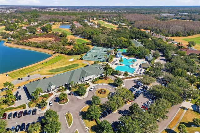 18133 PARADISE POINT DRIVE, Tampa, FL 33647