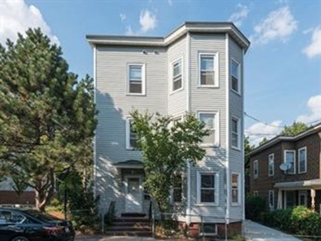 23 Magee St 1, Cambridge, MA 02139