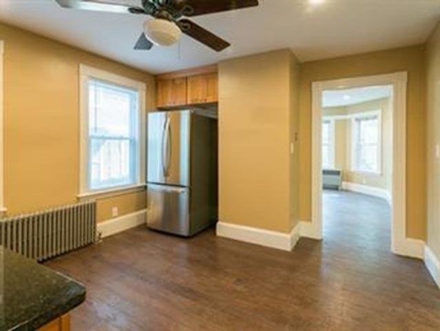 23 Magee St 1, Cambridge, MA 02139