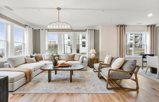 30 Coppersmith Way 406, Canton, MA 02021