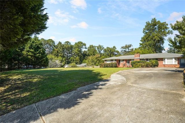 2579 Whiteleigh Drive NE, Atlanta, GA 30345