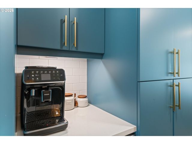 14 WHEATHERSTONE 7, Lake Oswego, OR 97035