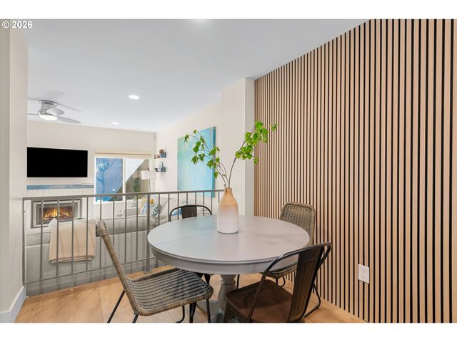 14 WHEATHERSTONE 7, Lake Oswego, OR 97035