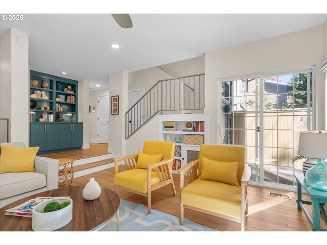 14 WHEATHERSTONE 7, Lake Oswego, OR 97035