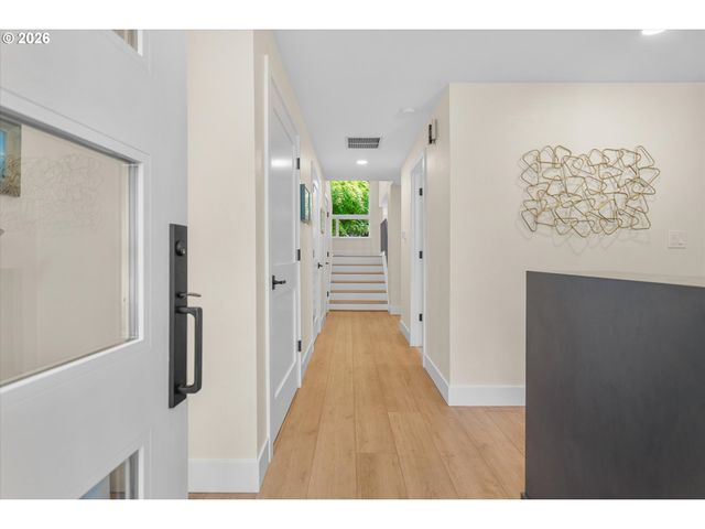 14 WHEATHERSTONE 7, Lake Oswego, OR 97035