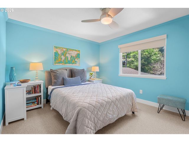 14 WHEATHERSTONE 7, Lake Oswego, OR 97035