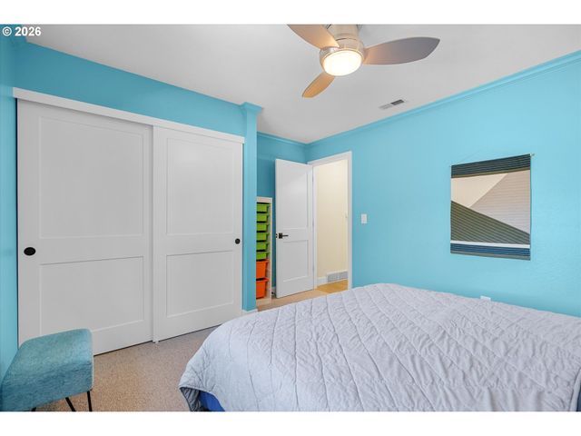 14 WHEATHERSTONE 7, Lake Oswego, OR 97035