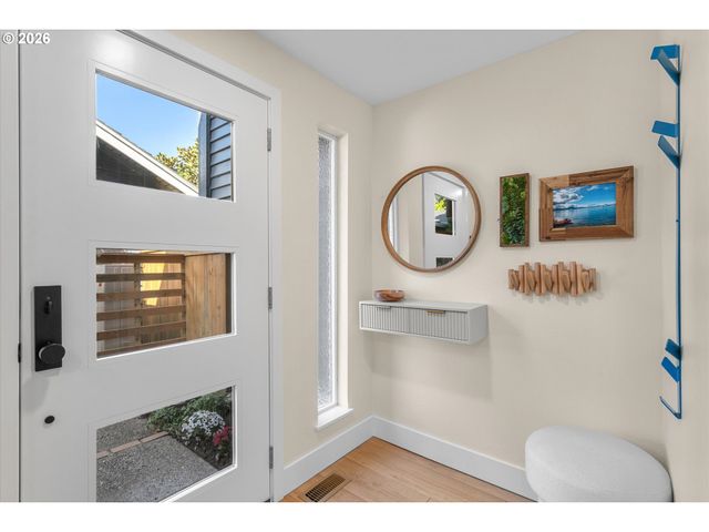 14 WHEATHERSTONE 7, Lake Oswego, OR 97035