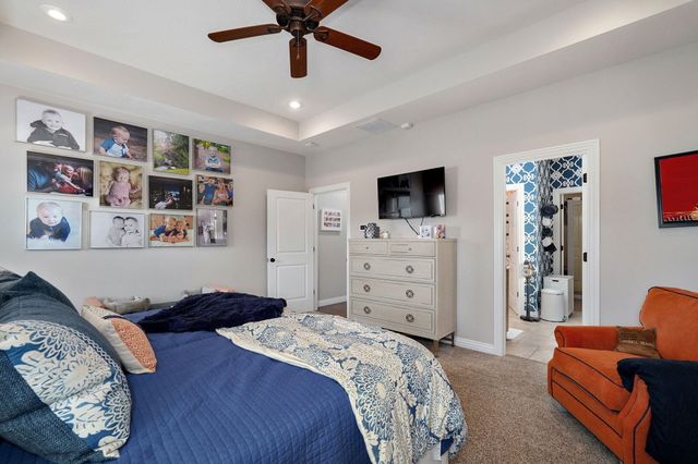 1653 N Oakfair Place, Springfield, MO 65802