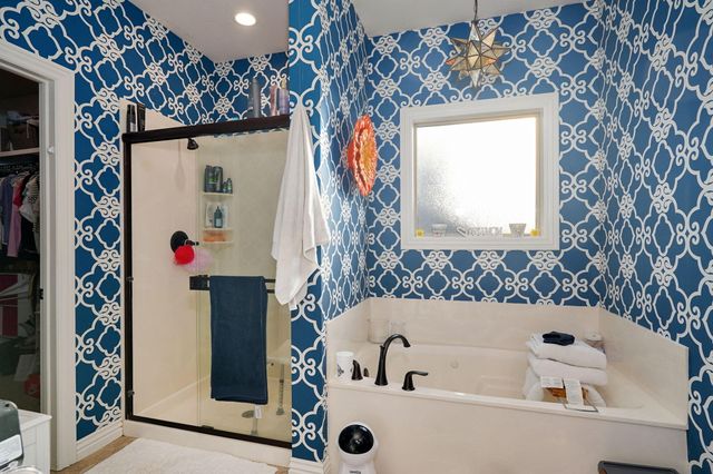 1653 N Oakfair Place, Springfield, MO 65802