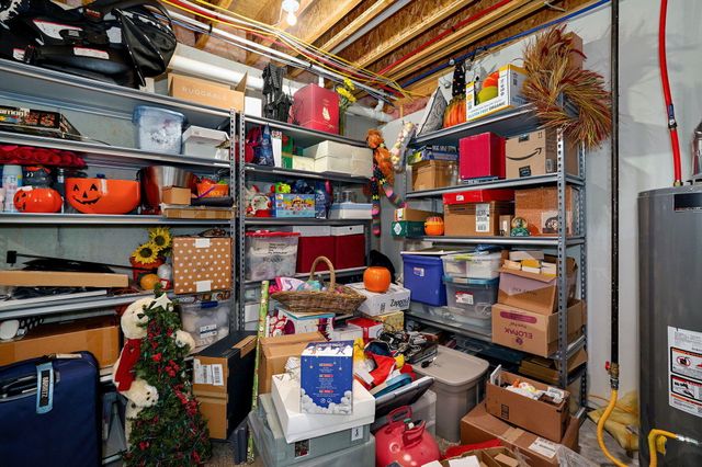 1653 N Oakfair Place, Springfield, MO 65802