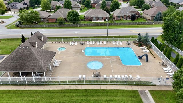 1653 N Oakfair Place, Springfield, MO 65802