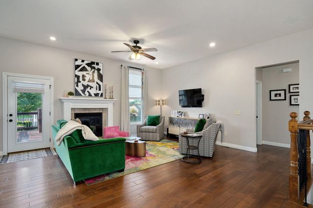 1653 N Oakfair Place, Springfield, MO 65802