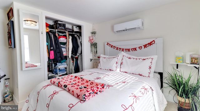 640 CLONMELL RD, Paulsboro, NJ 08066