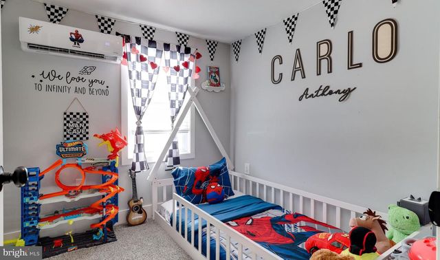 640 CLONMELL RD, Paulsboro, NJ 08066