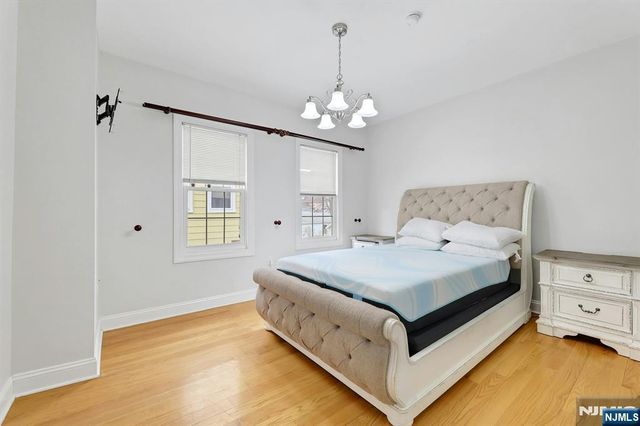 53 Oakwood Avenue, Kearny, NJ 07032